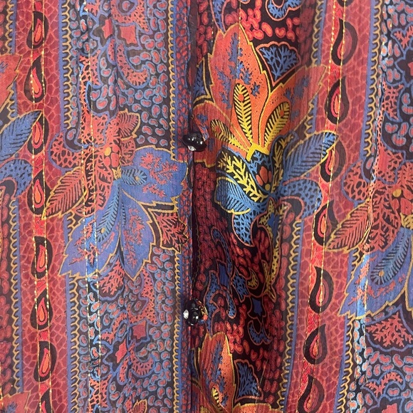 1970s Vintage The Silk Farm sheer silk button front blouse size 6 - Picture 10 of 11